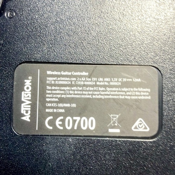 Guitar Hero Live Controller No Dongle - Picture 7 of 8